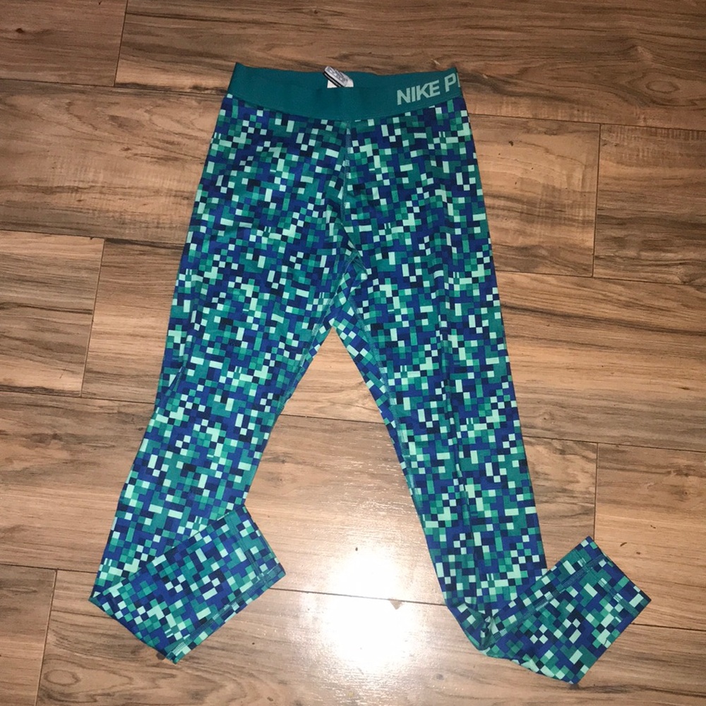 Nike Pro Dri-Fit green and blue pixels legging size XS